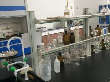 實(shí)驗(yàn)室